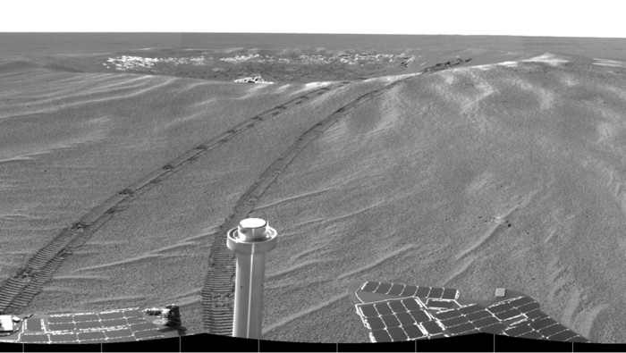 Opportunity schaut auf seinen Landeplatz zurck