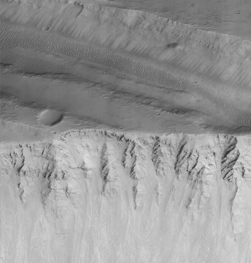 Tithonium Chasma